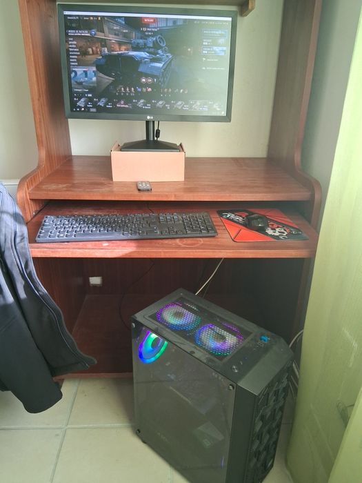 Pc gaming secretária