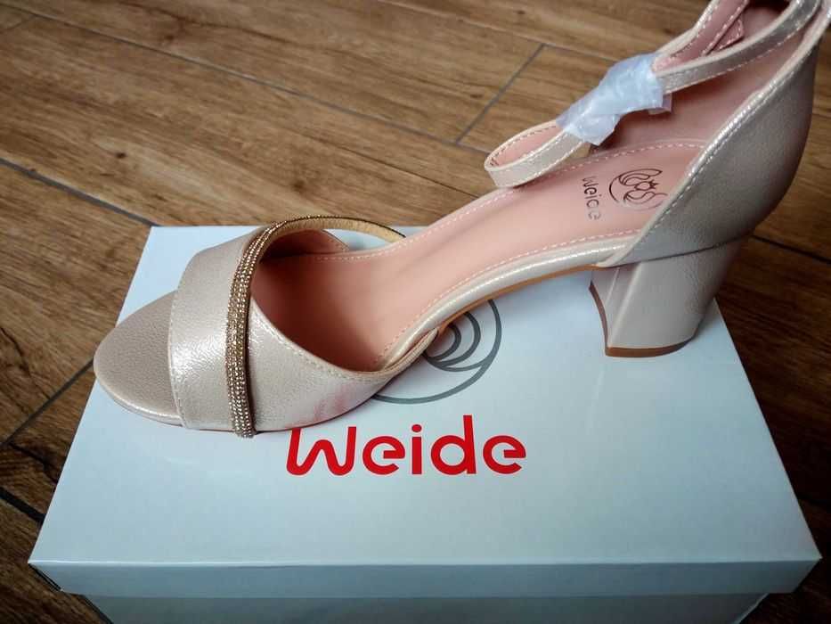 Eleganckie błyszczące damskie sandały r37