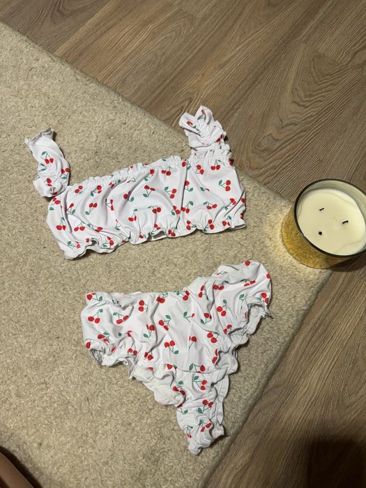 Купальники роздільні, cуцільні Calvin Klein, Playboy, missquided