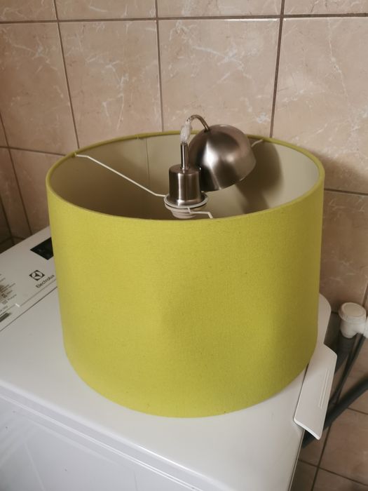 Lampa wisząca, abażur limonkowy duży.