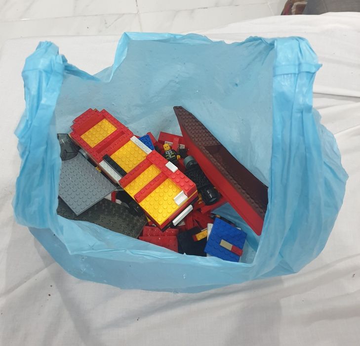 Saco Peças Compativeis com Lego mas não sao Lego