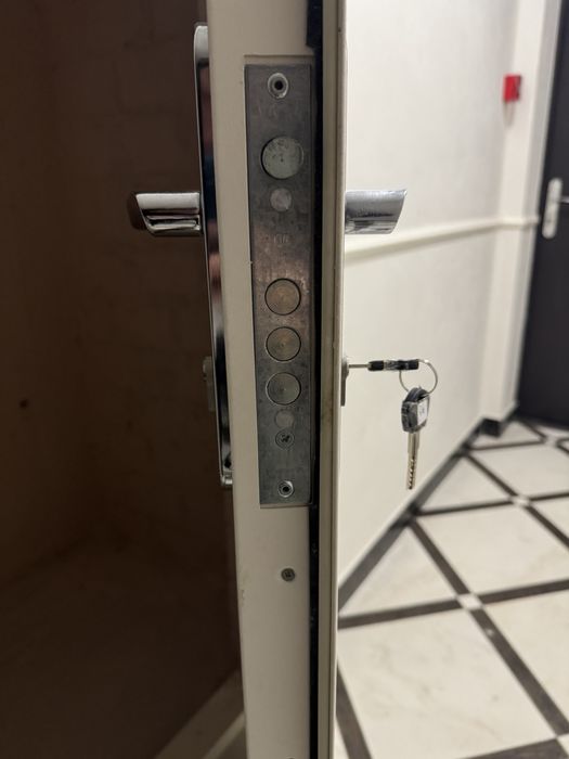 Сдам в аренду кладовку на этаже в ЖК Владимирский