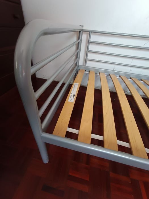 Cama IKEA solteiro Sultana Lien