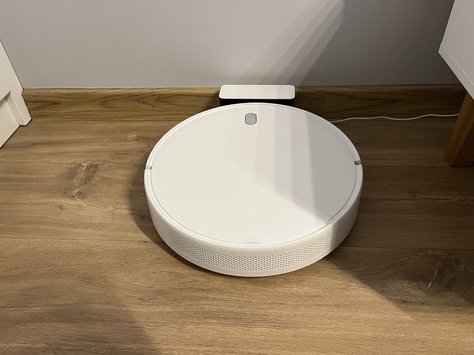 Robot sprzątajacy Xiaomi Mi Robot Vaccum Mop Essential