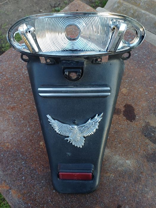 Запчастини на Скутер Фада 150 кубів(стоп сигнал з крилом)