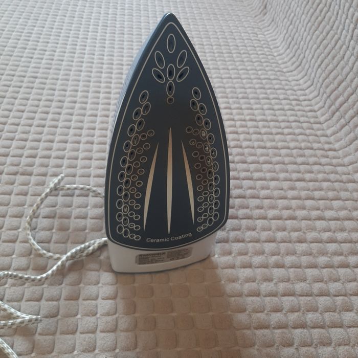 Продам утюг grunhelm