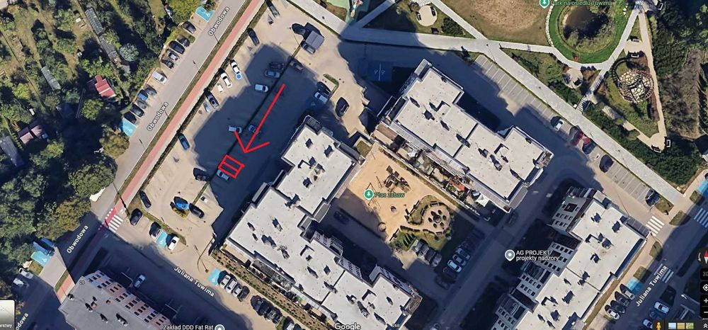 Sprzedam miejsce parkingowe Tuwima 26C