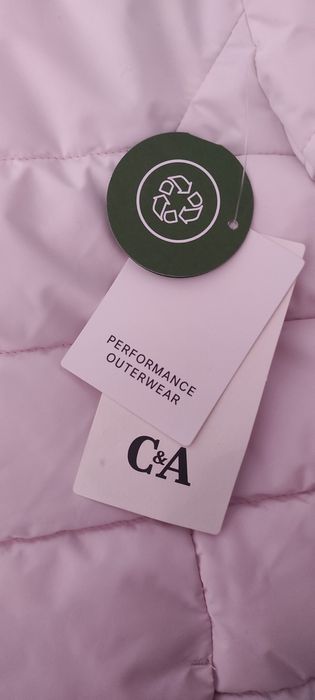 Продам дівчачу куртку нову