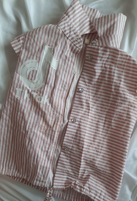 дитячі речі на дівчинку