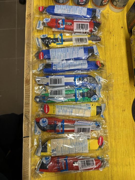 Nożyki zapasy tapeciaki