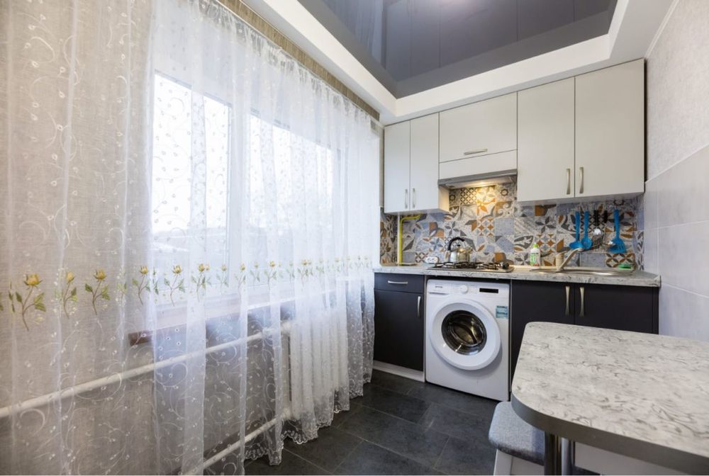 вул.Шалімова 22,Шулявка,поруч вул Донця, від вокзала 15хв