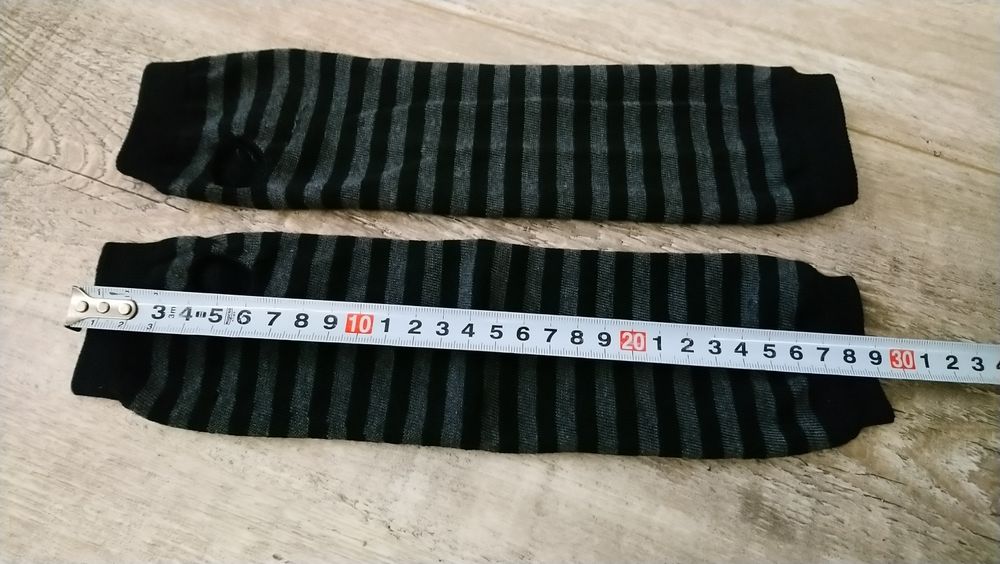 Mitenki, rękawiczki bez palców,  dzianinowe, długie,paski czarny/szary