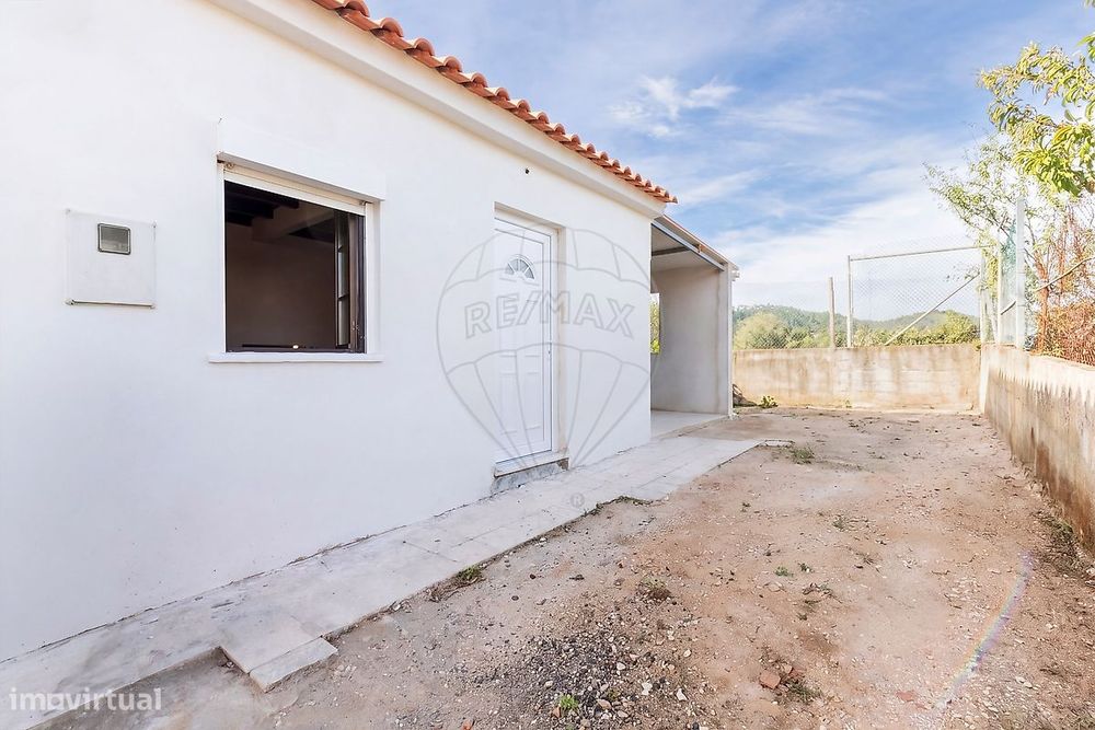 Moradia T2 para venda