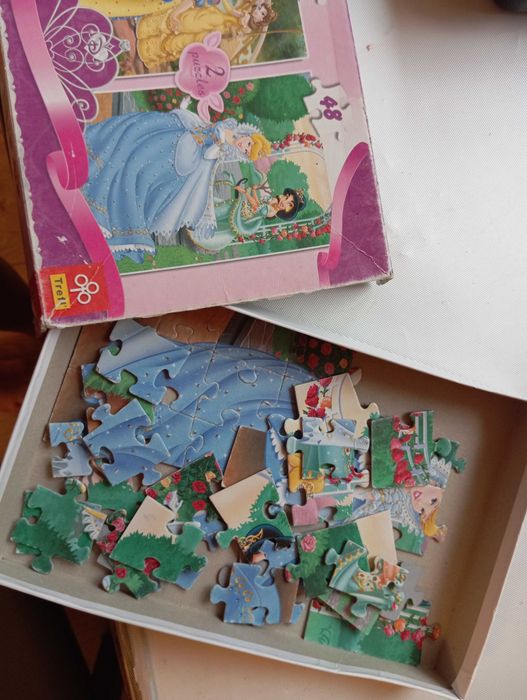 Zestaw spodnie spódnica + Puzzle gratis