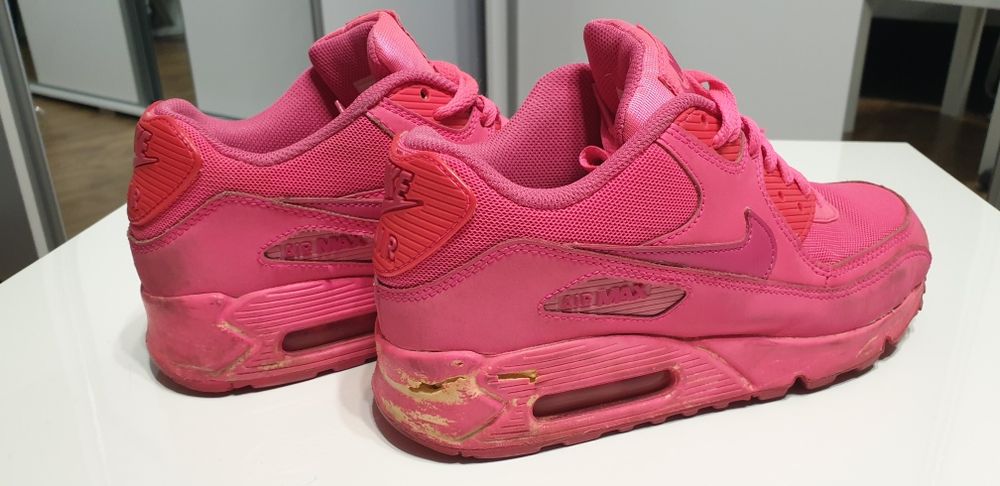Buty nike neonowy różowy 38,5