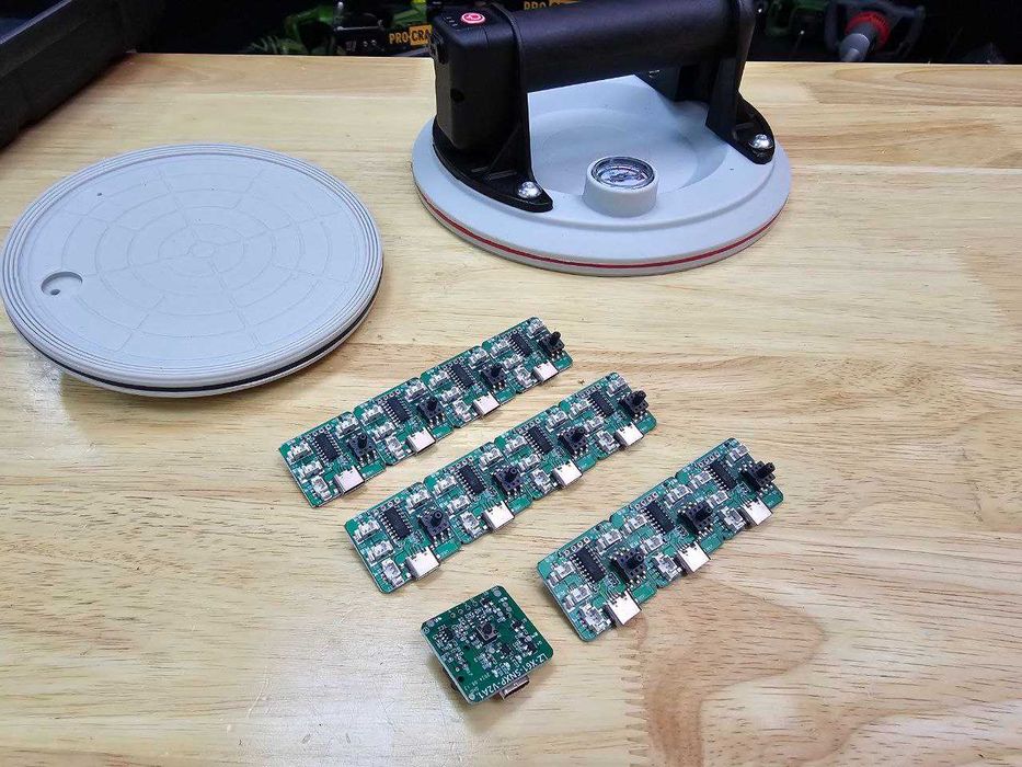 Професійна Зносостійка плата для вакуумних присосок