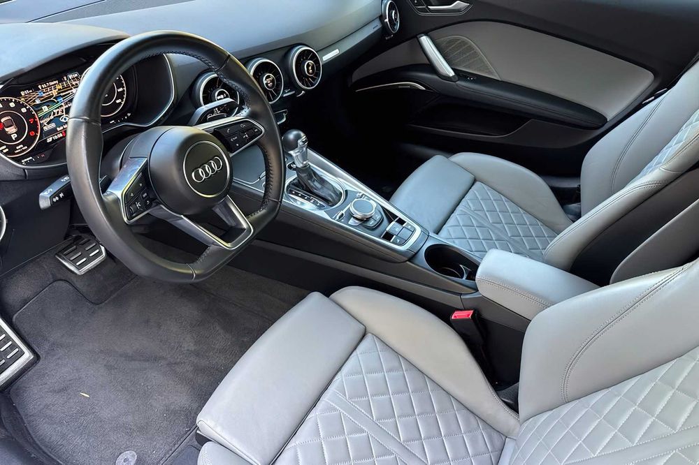 Audi TT quattro      2018