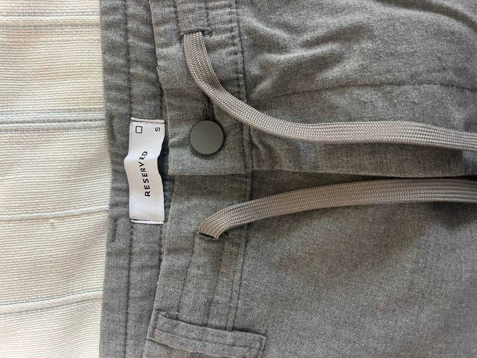Чоловічі штани Reserved сірі casual, розмір S
