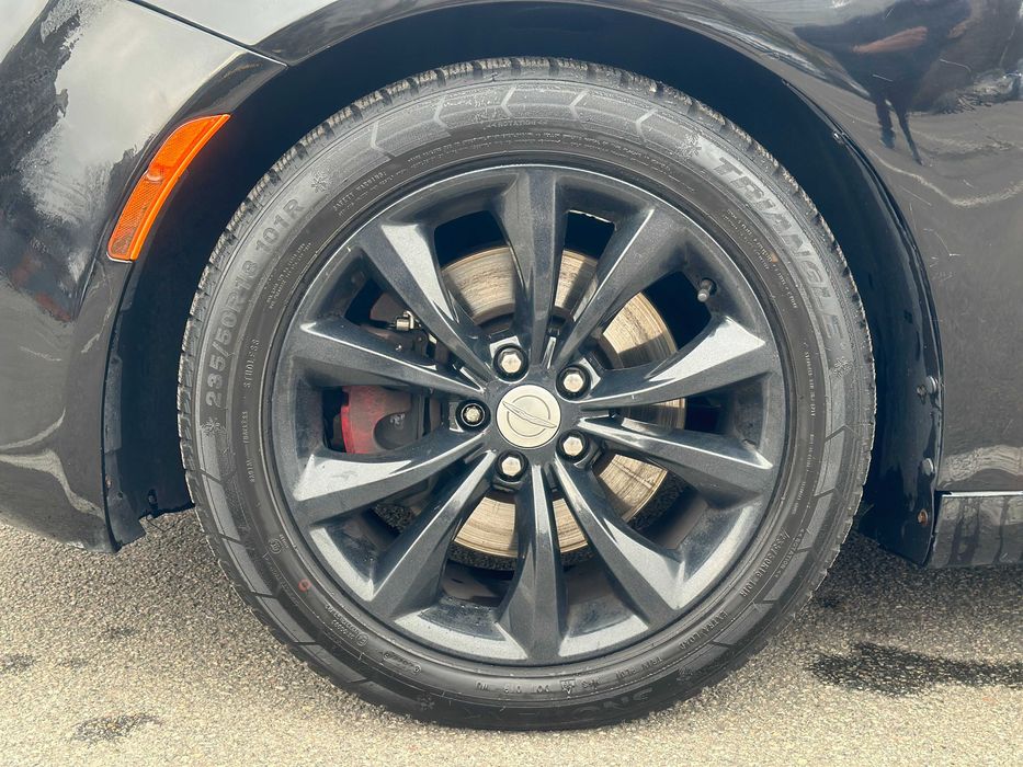 Chrysler 200S 3.6 2015 газ/бенз