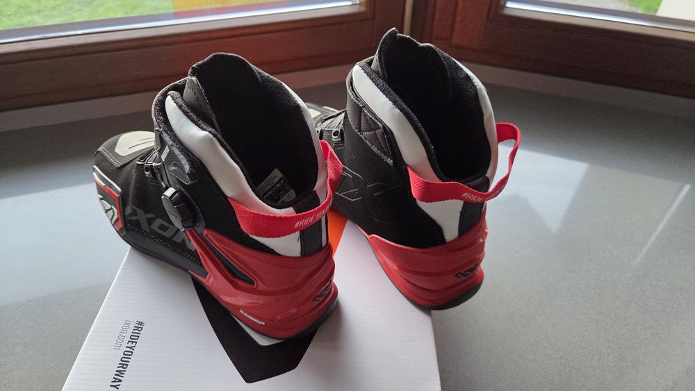 Buty motocyklowe IXON Bull 2 WP  rozm.44