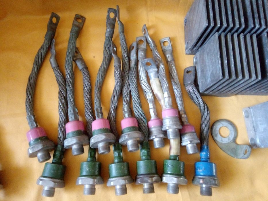 Диод силовой лавинный 200 А