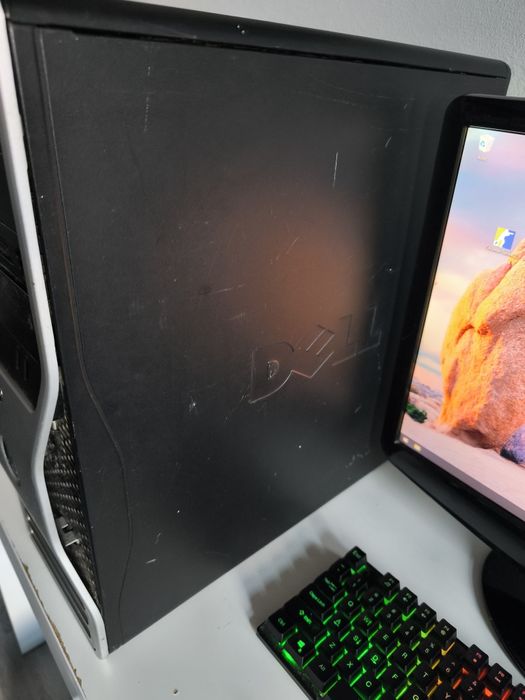 Dell Xeon X560 12GB RAM GTX 650 TI Monitor 22 Mysz Rival 3