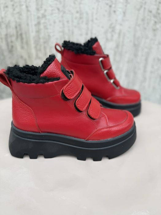 Чоботи з натуральноі шкіри на хутрі