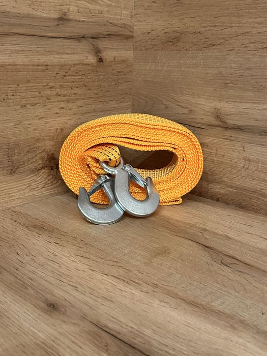 Трос буксировочный 5т 5м Carlife