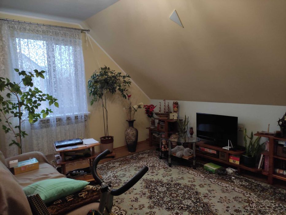 Терміново! Будинок у м. Луцьку, 118,0 кв.м, ремонт, меблі, техніка!