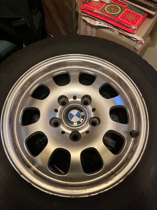 Колеса до БМВ з титанами зима