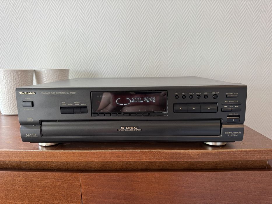 Zmieniarka CD Technics SL-PD687