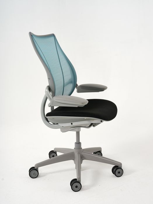 Cadeira operativa Humanscale modelo Liberty
