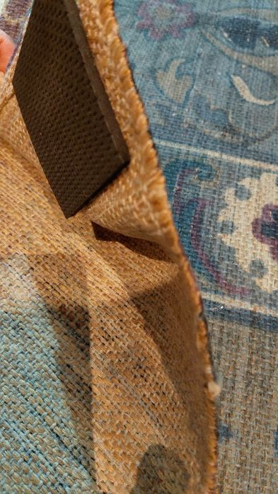 Tapete com motivos florais