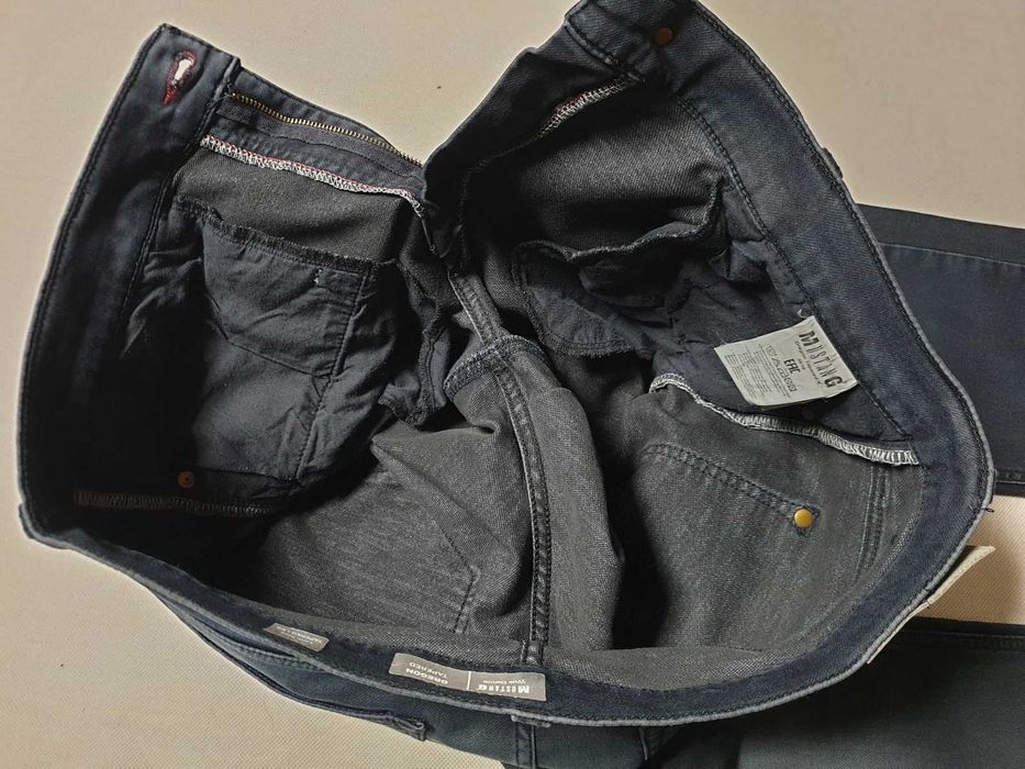 MUSTANG - Oregon Tapred K / Slim Fit W36L38 pas 98 cm Super ^