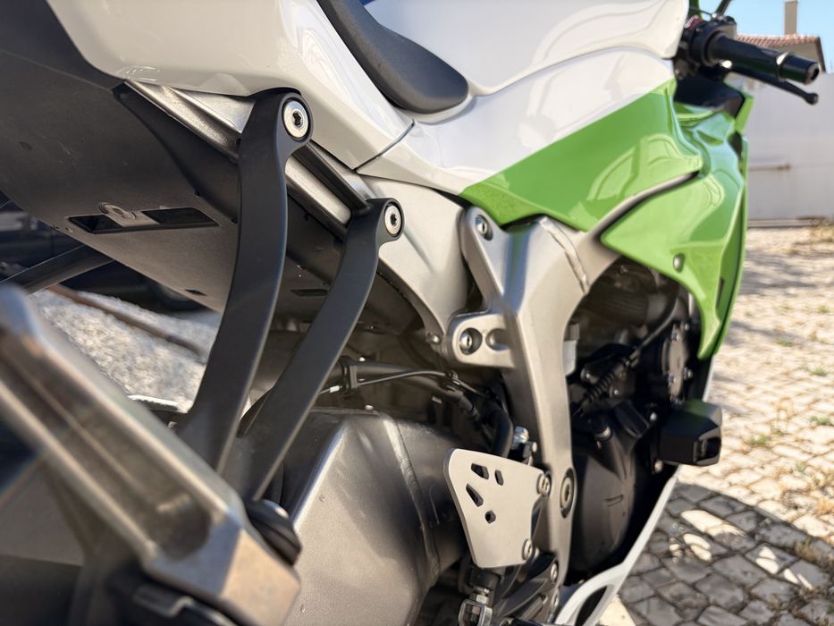 Kawasaki Ninja ZX6R 2024