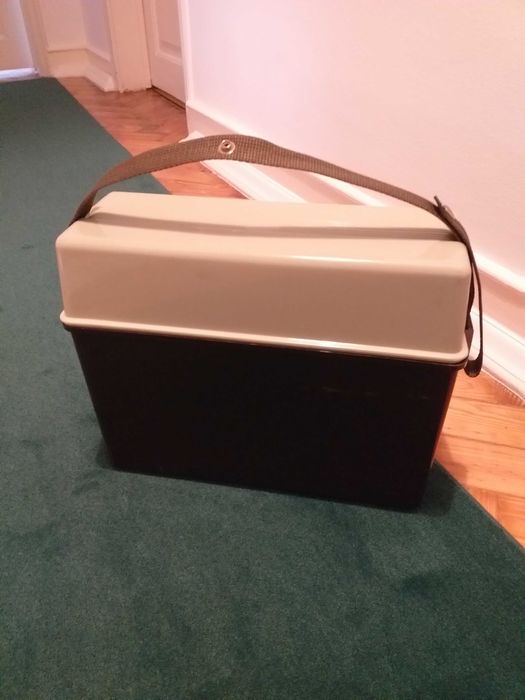 Caixa de piquenique em plástico, anos 70
c