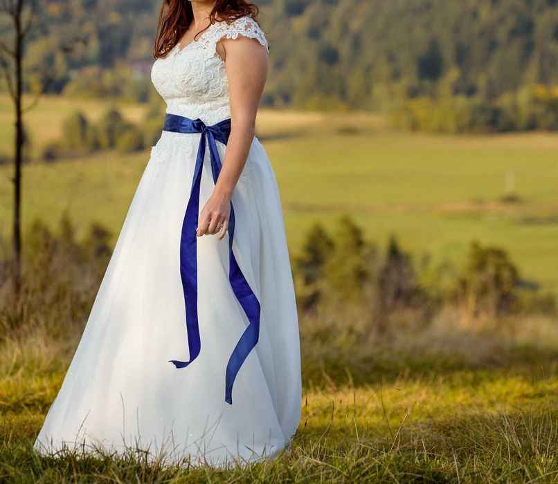 Suknia ślubna, r. 38, super stan, klasyczna z koronkami