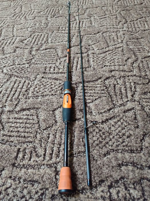 Продам спиннинг Select Spark