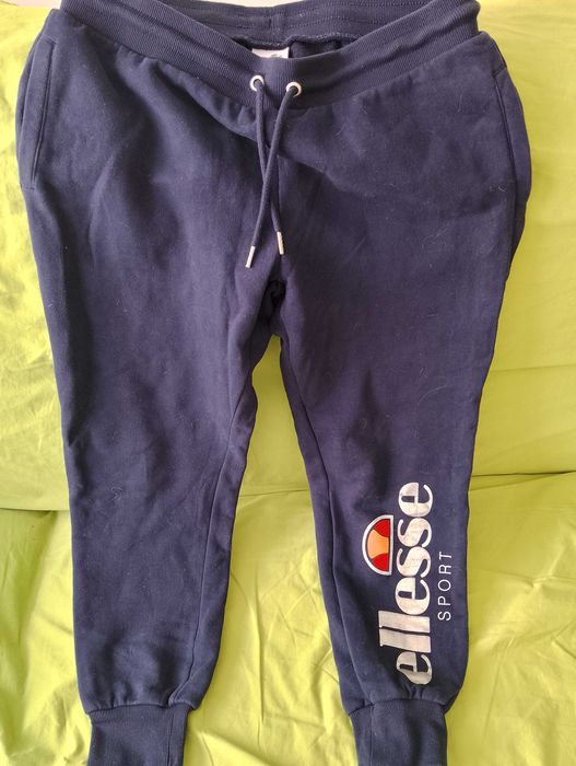 ellesse. Markowe spodnie dresowe.