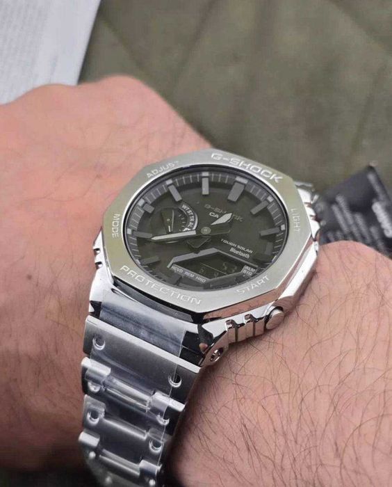 Часы наручные мужские Casio G-Shock GM-B2100D-1A