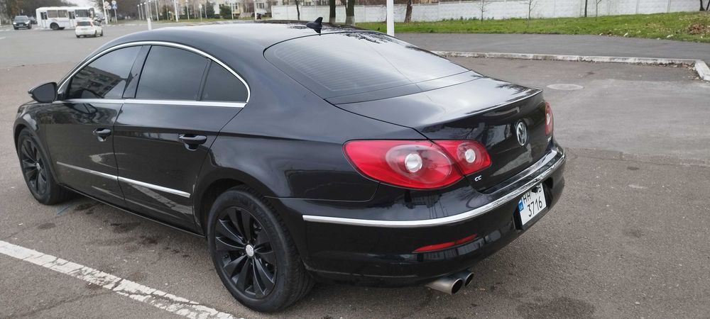 Фольксваген СС 2010 року