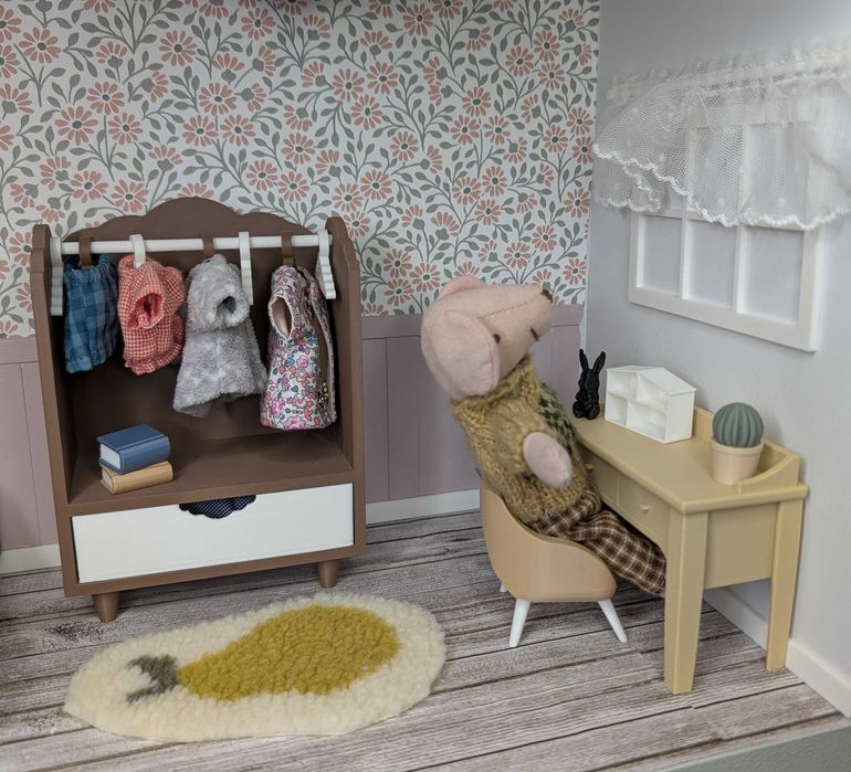 Mebelki do domku dla lalek i myszek Maileg - Zestaw Pokoik z szafą