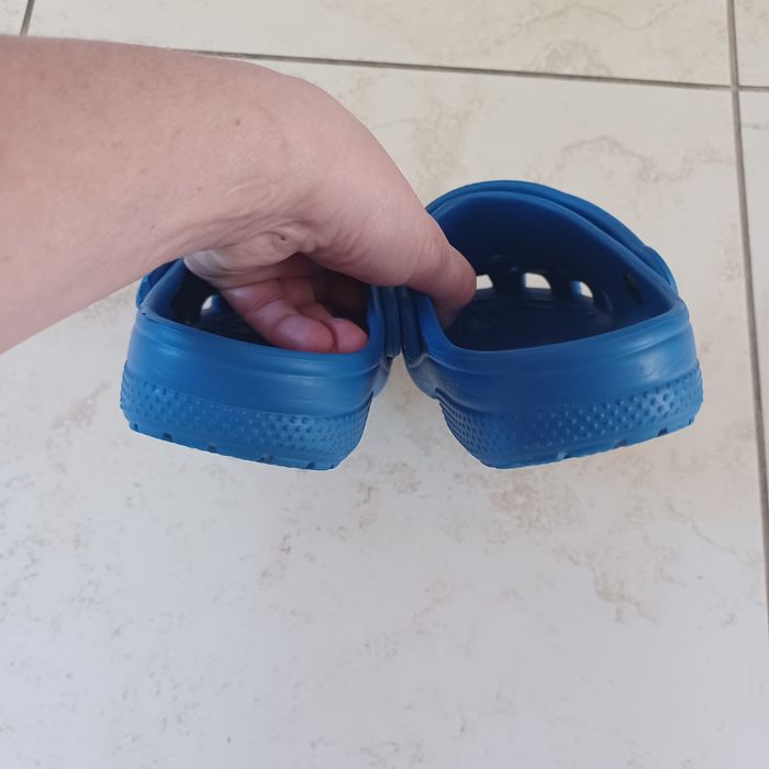 Crocsy Classic Comfort nowe J3/35/22 cm