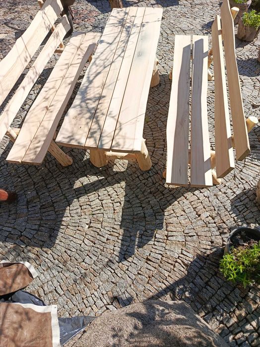 Stół i 2 ławki jesionowe