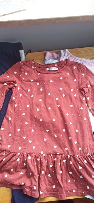 Ubranka dla dziewczynki 116