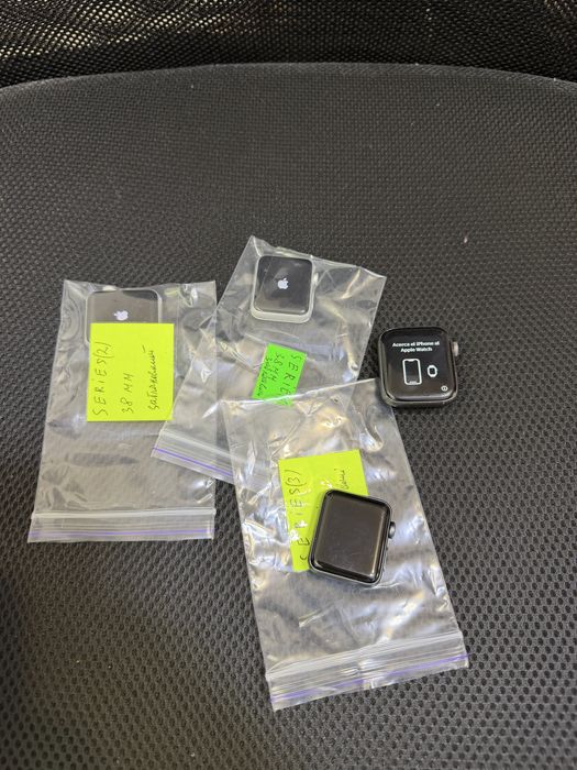 Лот Apple Watch (заблоковані iCloud)