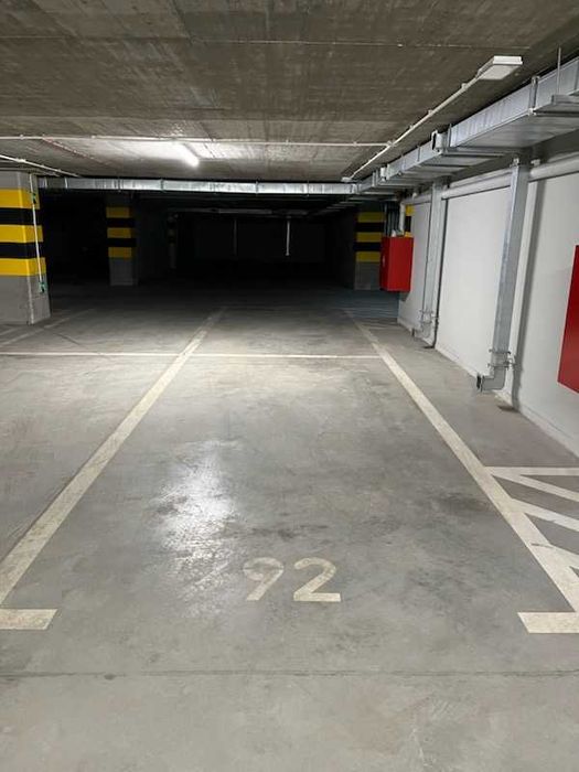 Wynajem miejsca parkingowego Białystok Knyszyńska 8A