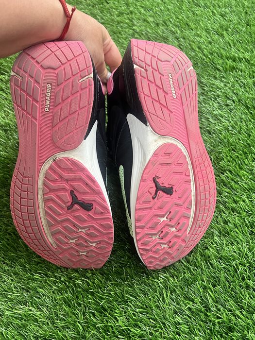 Продам кросівки Puma Nitro