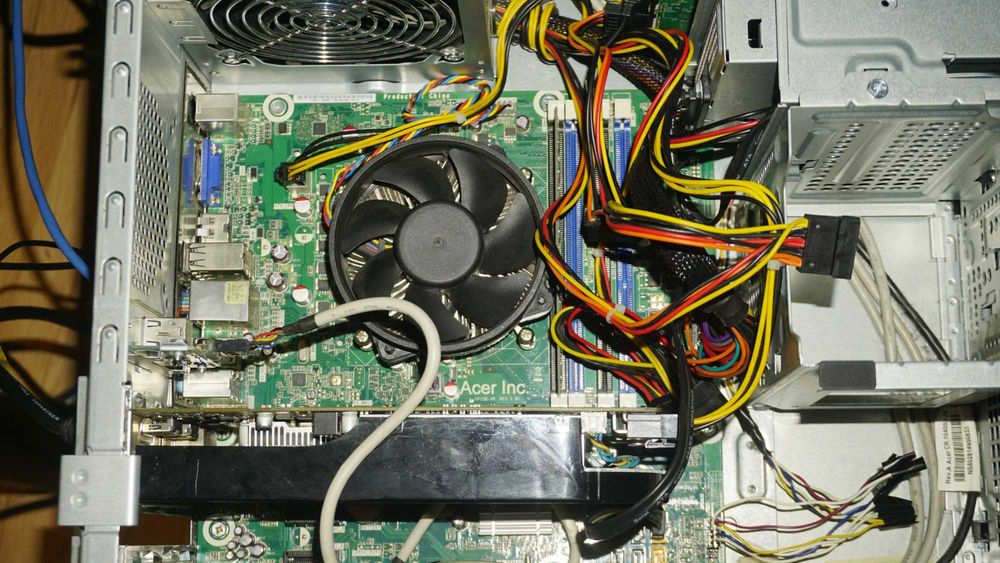 Komputer Acer predator g3610 Windows 10 Radeon SPRAWNY