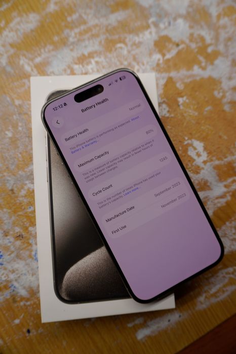 iPhone 15 pro 128GB Natural